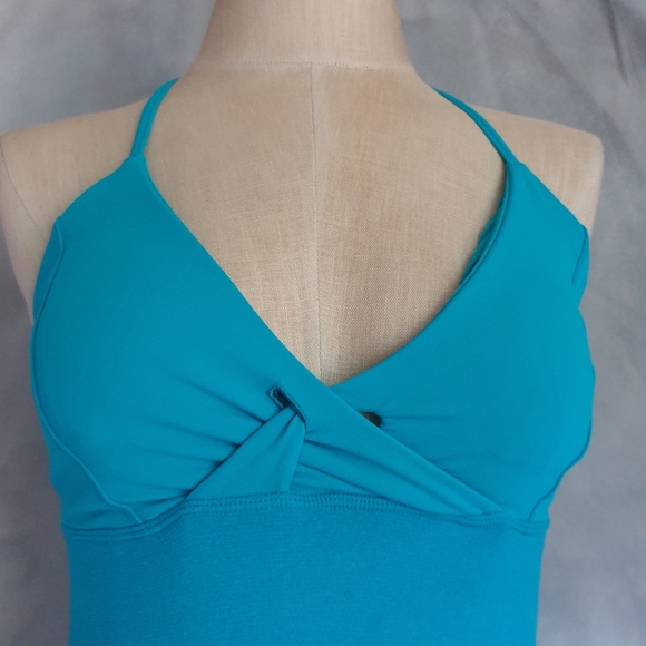 Lululemon Pranayama Surge Aqua Blue Racerback Active Tank-Top Twist Front Sz 6 - Picture 13 of 16